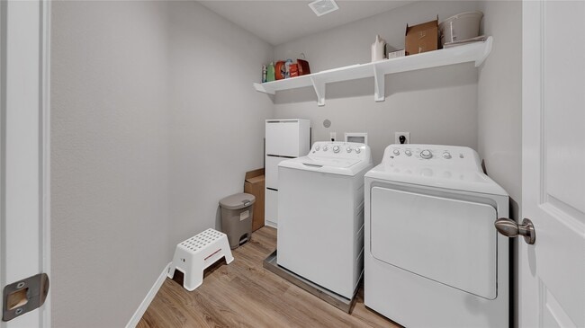 Building Photo - 2147 Twisted Cedar Ct