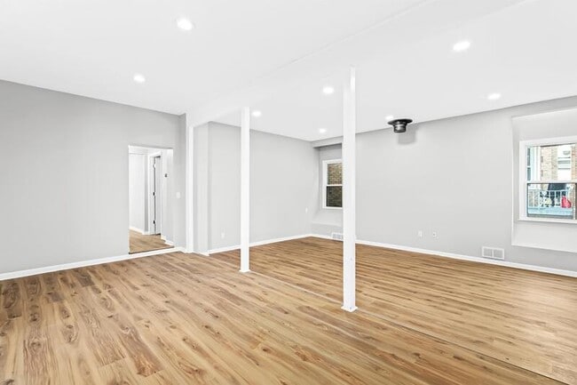 Building Photo - 3428 Carpenter Avenue
