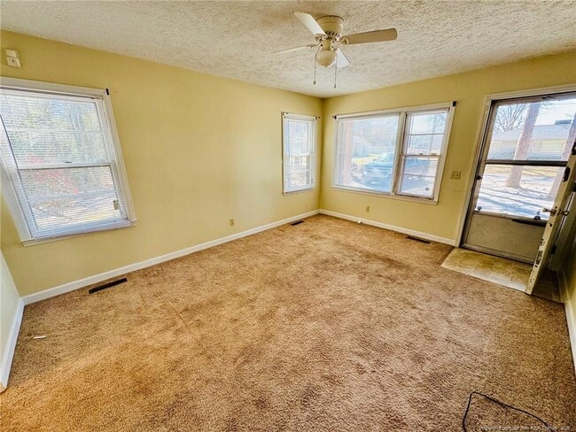 Building Photo - 803 Floyd St