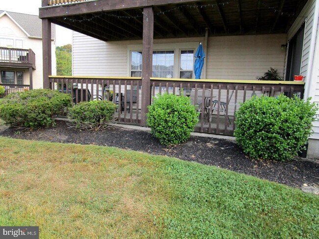 Building Photo - 2 Harrogate Ct