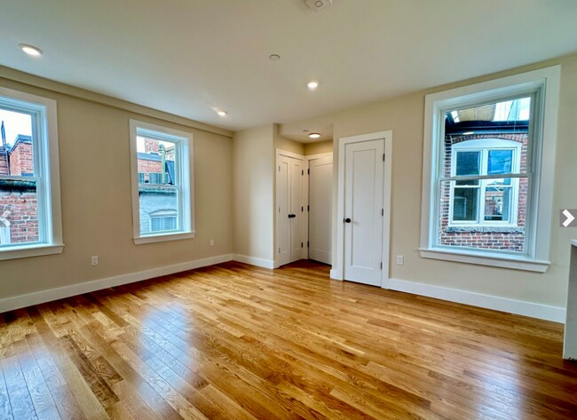 Building Photo - 66 N Margin St