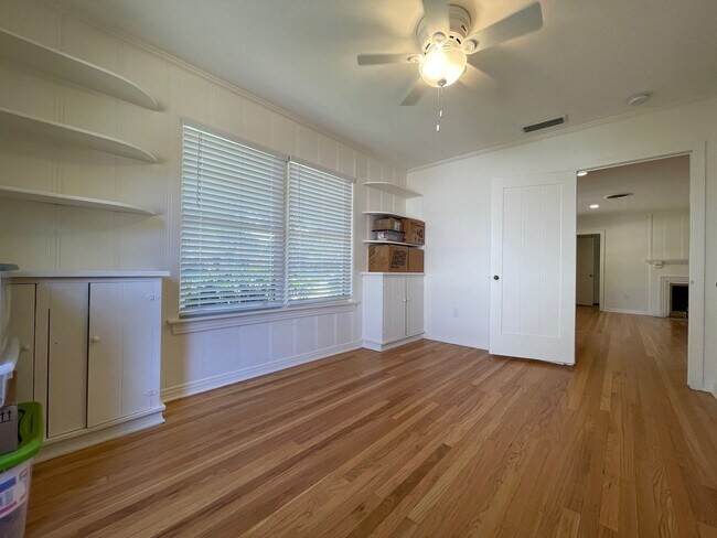 Building Photo - 3624 S Hills Ave