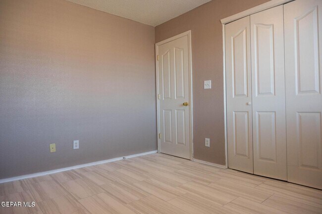 Building Photo - 12508 Tierra Cuervo Dr