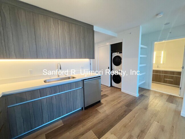 Building Photo - lion1515