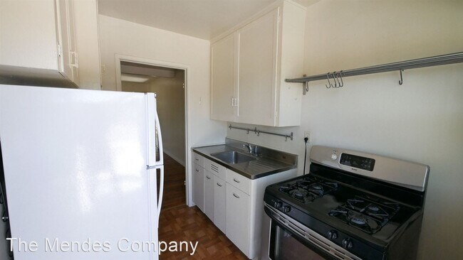Building Photo - 2151 Chatsworth Blvd