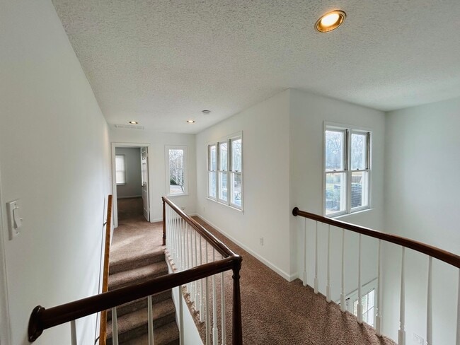 Building Photo - Cute 2-story home 2 bedroom 2 1/2 bath with a 1 car garage off Pisgah Church road NW Greensboro