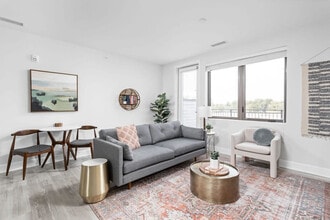 Building Photo - 5858 N College Ave