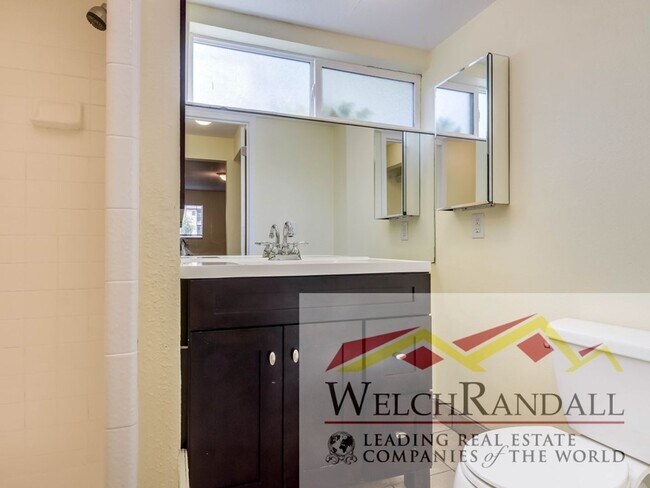 Building Photo - Comfort Meets Style - 2BR home in SLC!