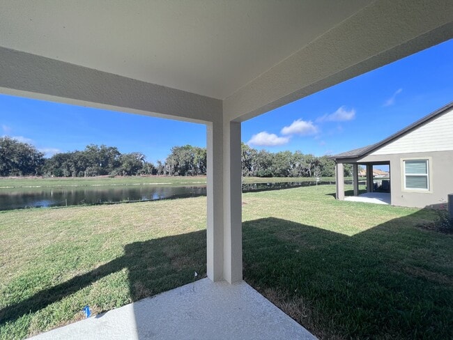 Building Photo - Available NOW! Epperson lagoon 4 Bed, 2.5 Bath Home in Wesley Chapel, FL - A Must-See Rental Prop...