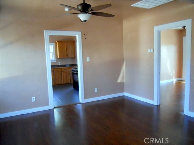 Building Photo - 5122 N Glendora Ave