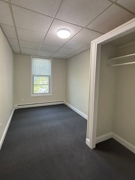 Building Photo - 40 Orient Ave