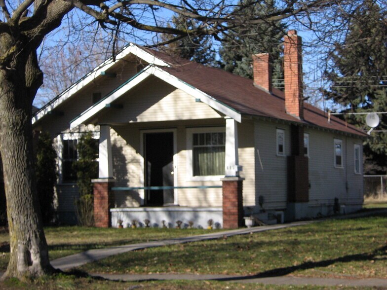Building Photo - 605 E Montgomery Ave