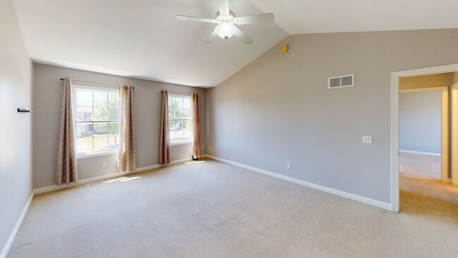 Building Photo - 3 Bedroom House for Rent