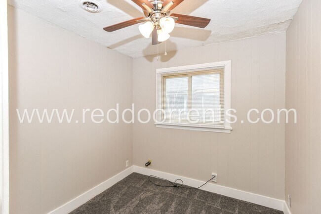 Building Photo - Coming soon! - Experience Urban Sophistica...