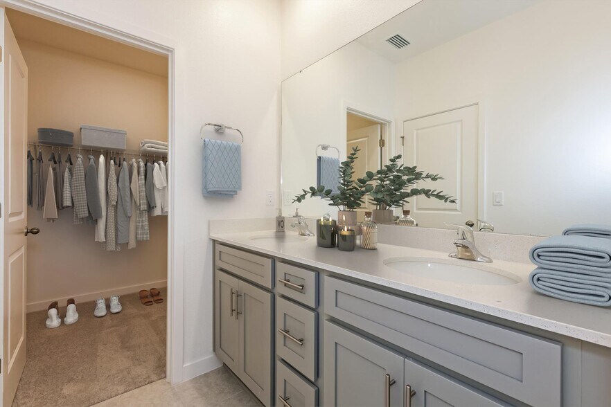 Building Photo - 1439 Tristar Dr