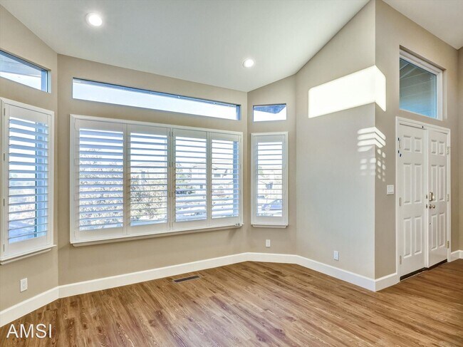 Building Photo - 4 br, 2 bath House - 1101 Rock Creek Way