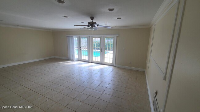 Building Photo - 1101 Sioux Dr