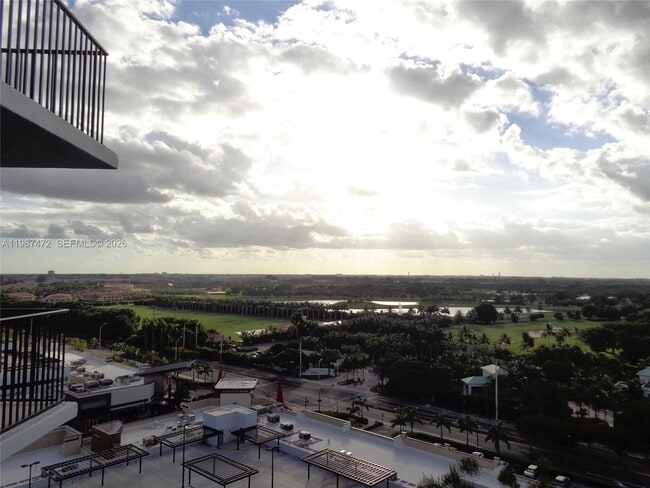 Building Photo - 5300 Paseo Blvd