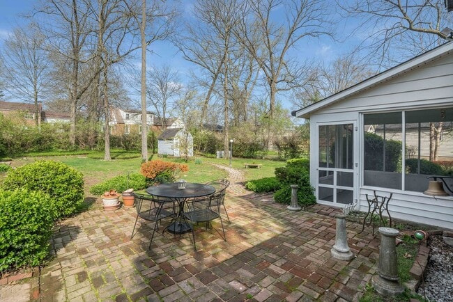 Building Photo - 2B/1B Charming Single Family home in Glend...