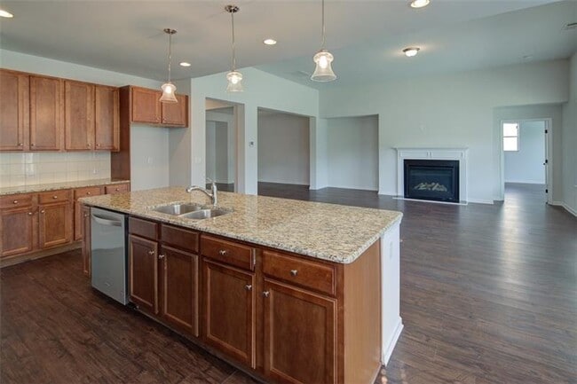 Building Photo - 5245 Echos Cove