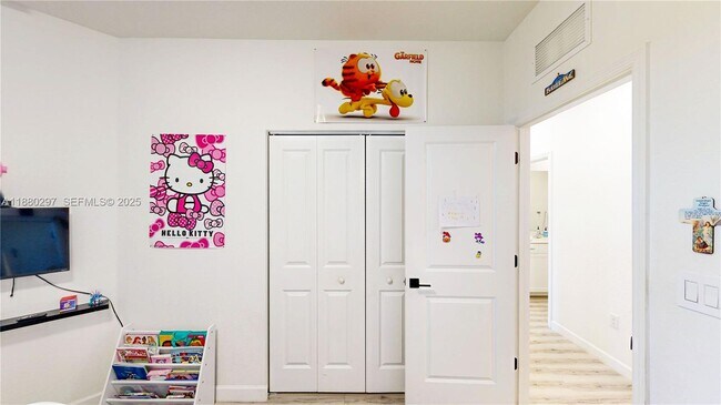 Building Photo - 24902 SW 107th Ave