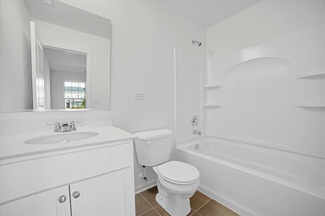 Building Photo - NEW CONSTRUCTION 3BED, 3BATH TOWNHOUSE IN ...