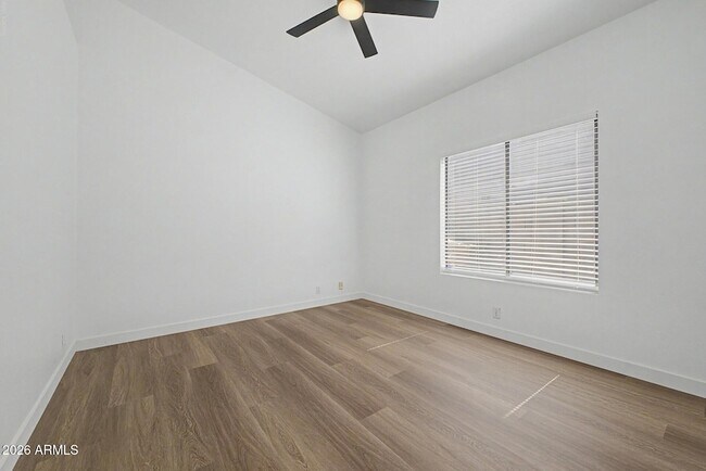 Building Photo - 8868 W Laurel Ln