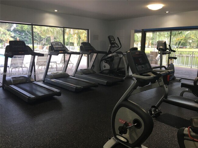 Building Photo - 7765 SW 86th St