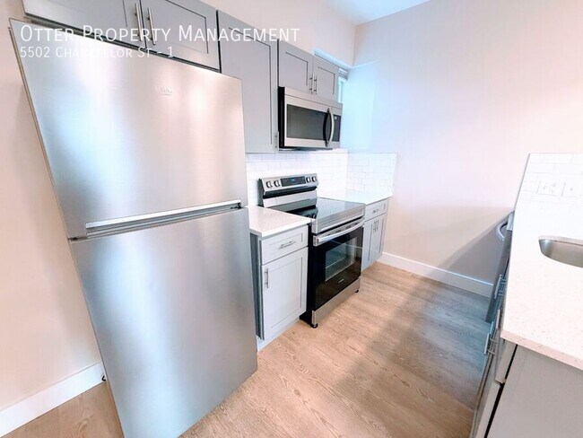 Building Photo - 5502 Chancellor St