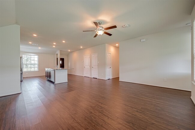 Building Photo - 25911 Rustical Rd