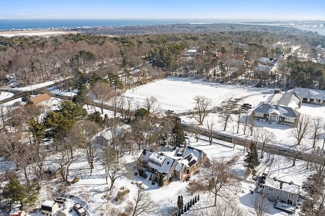 Building Photo - 29 Williston Rd