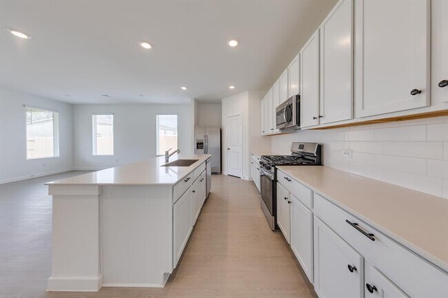 Building Photo - 10601 Ellerston Rd
