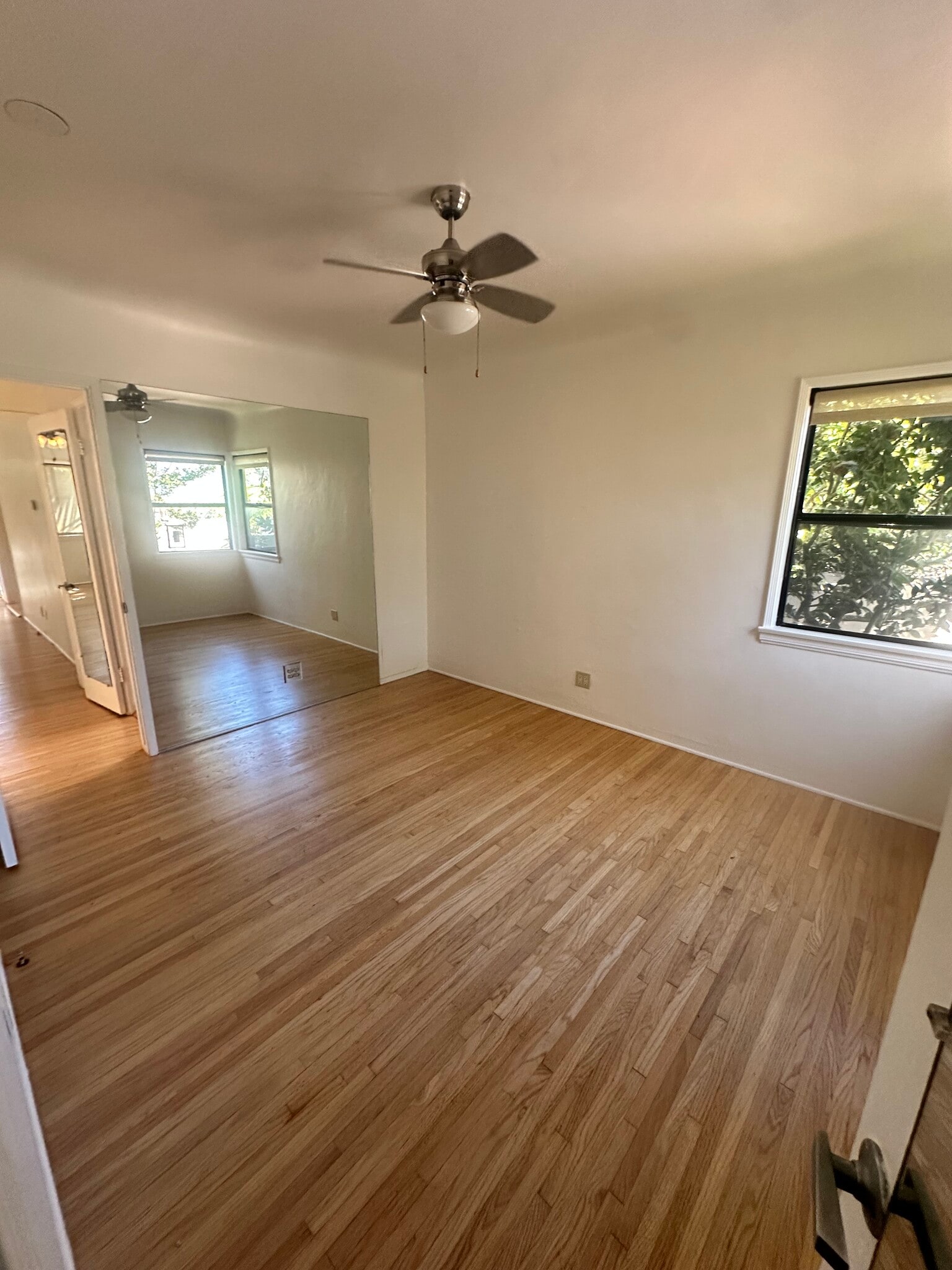 Bedroom #2 - 2538 1/2 Military Ave