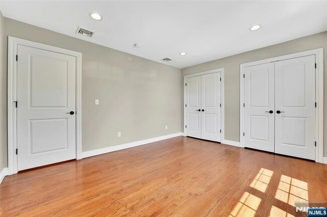 Building Photo - 210 Hackensack St