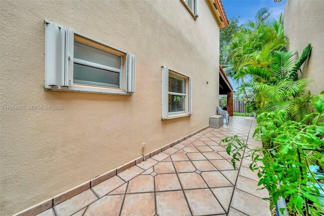 Building Photo - 10880 NW 58th Terrace