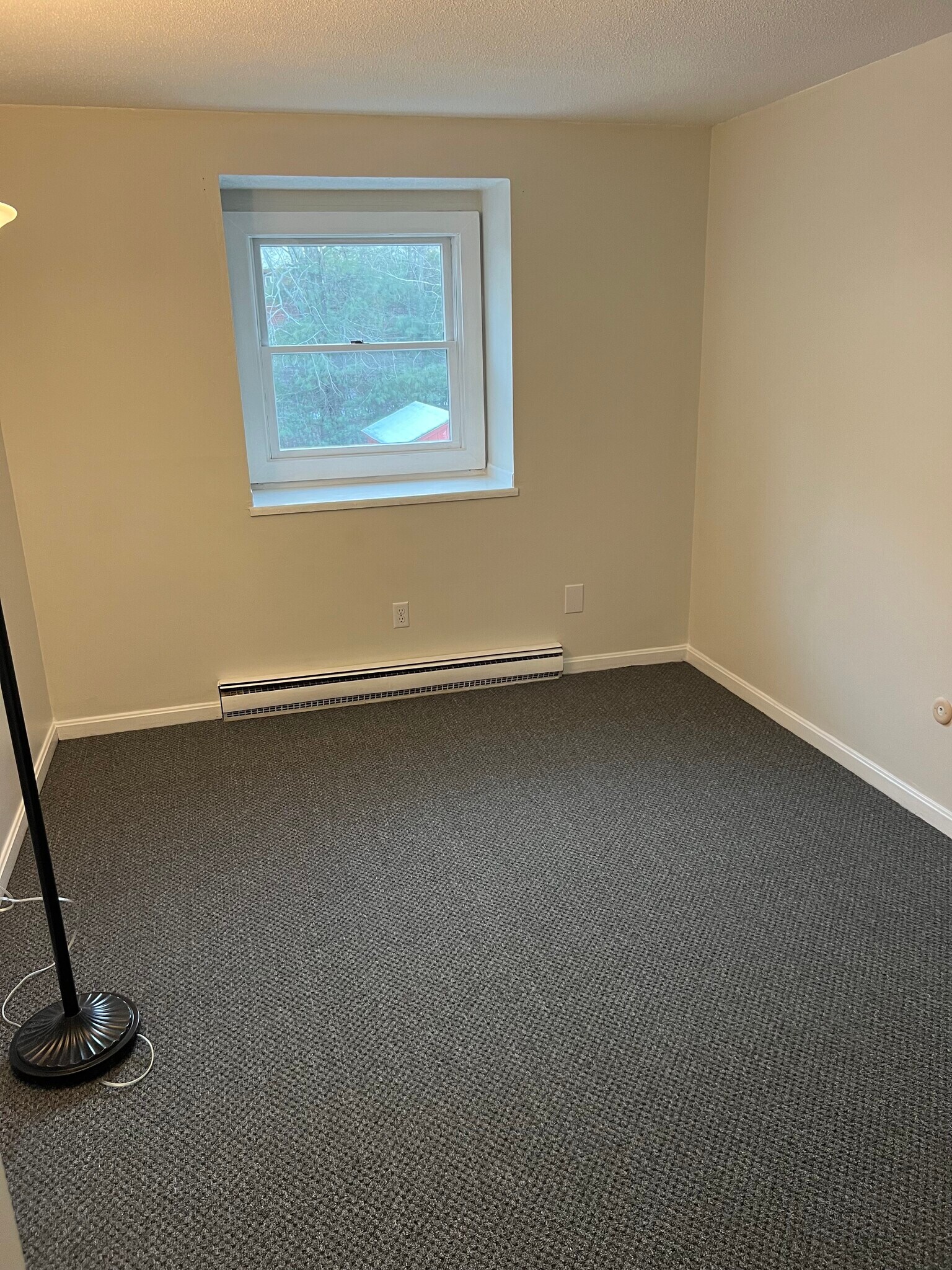 Bedroom 1 - 934 N Main St