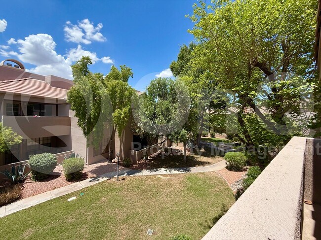 Building Photo - 5950 N 78th St