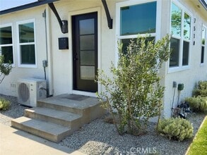 Building Photo - 2510 Termino Ave