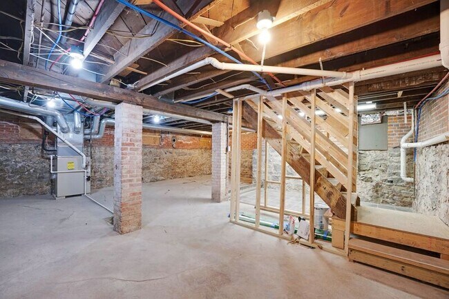 Building Photo - 389-391-391 Berkeley Rd