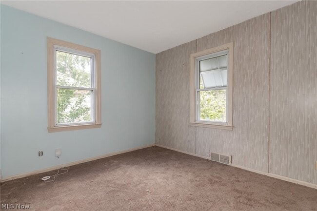 Building Photo - 8279 Westmoor Rd