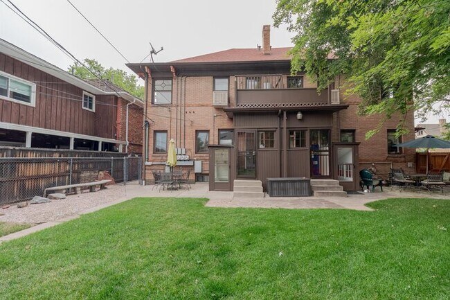 Primary Photo - 1207 Clayton St