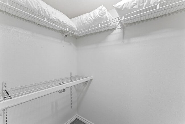 Building Photo - San Diego- Downtown- La Vita – Little Italy Condo- Split Level Style Move-In Special