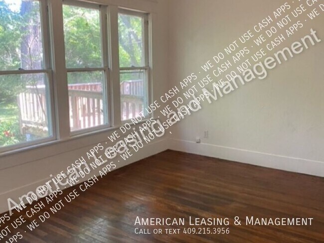 Building Photo - 604 Hackney Ave