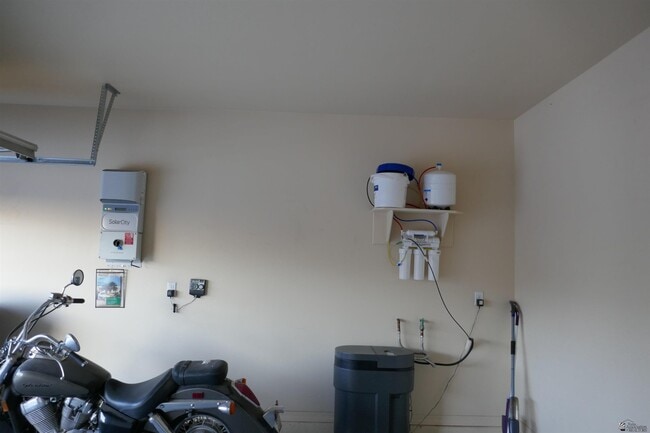 Building Photo - 6549 E 35th Pl