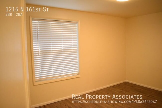 Building Photo - 1216 N 161st St