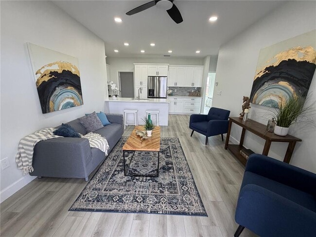 Building Photo - 13117 4th St E