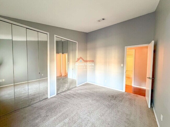 Building Photo - 2299 Scenic Hwy