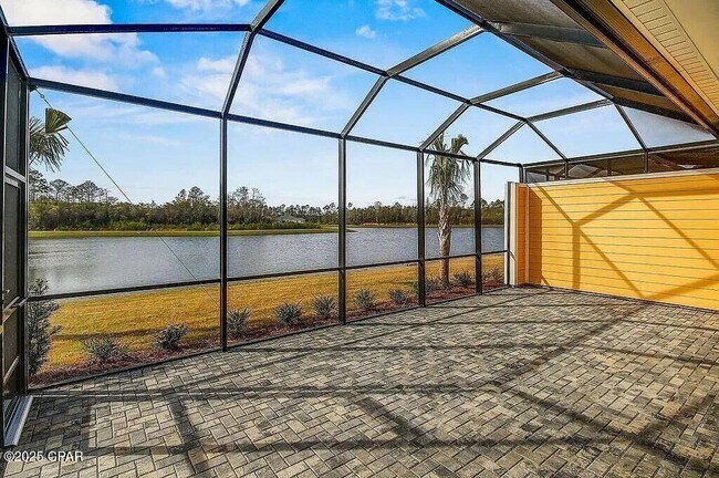 Building Photo - 8572 Margaritaville Blvd