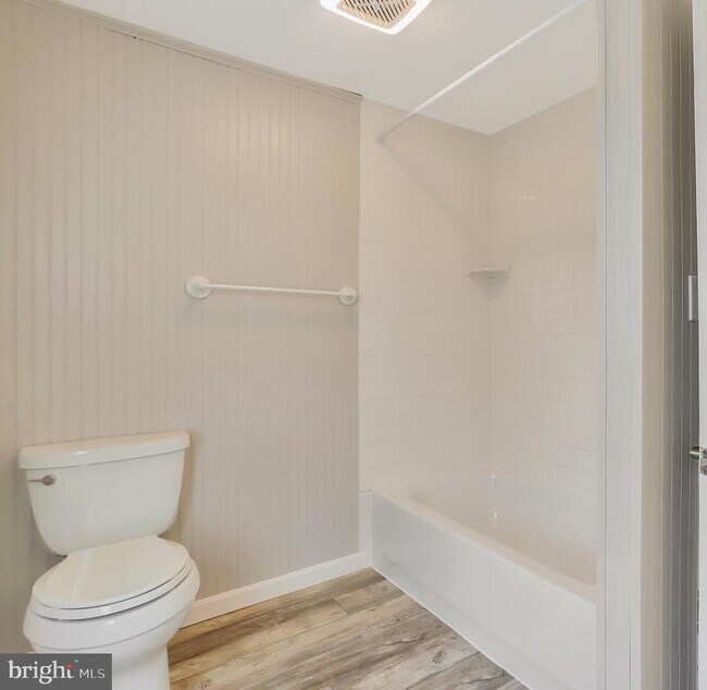 Building Photo - 8964 Anthony Hwy