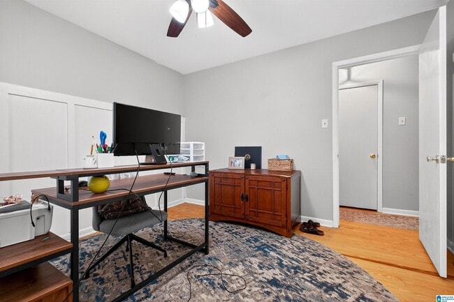 Building Photo - 1112 Blue Ridge Blvd